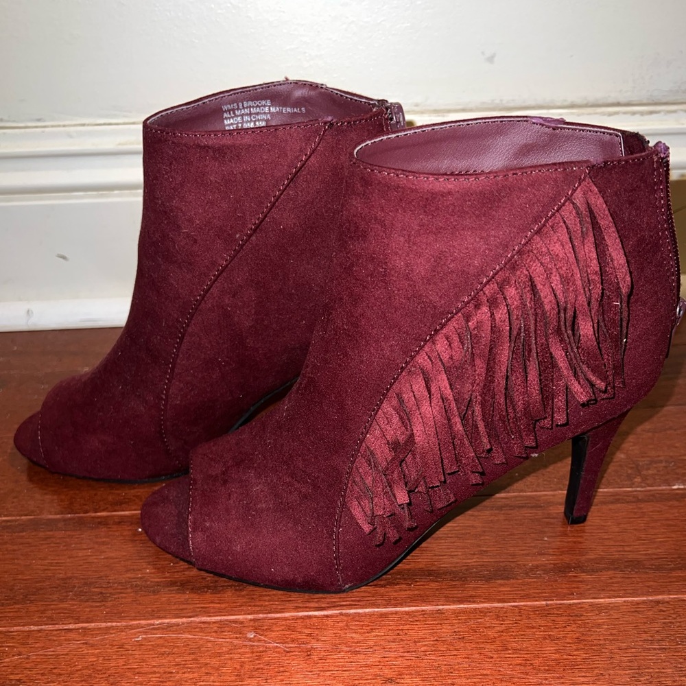 New Direction Maroon Heel